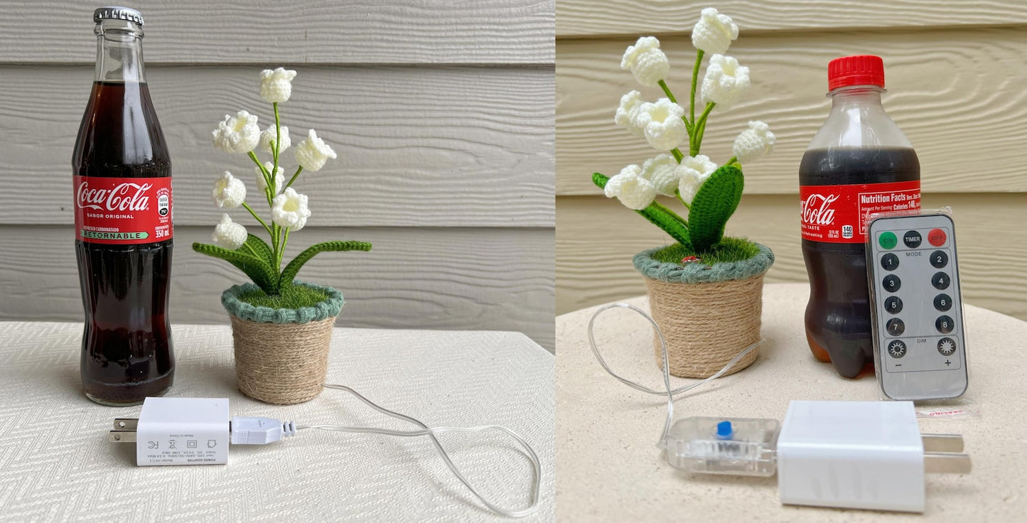 Crochet handmade lily potted plant light lamp.