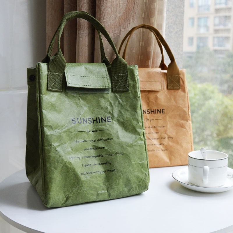 Stylish insulated lunch bag with waterproof design and Japanese style